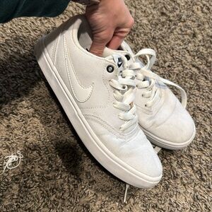 Nike SB check white canvas women’s size 7